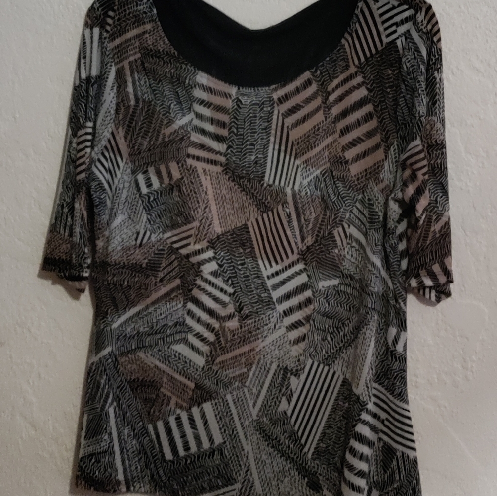 Cable & Gauge Blouse Women's Black Geometric